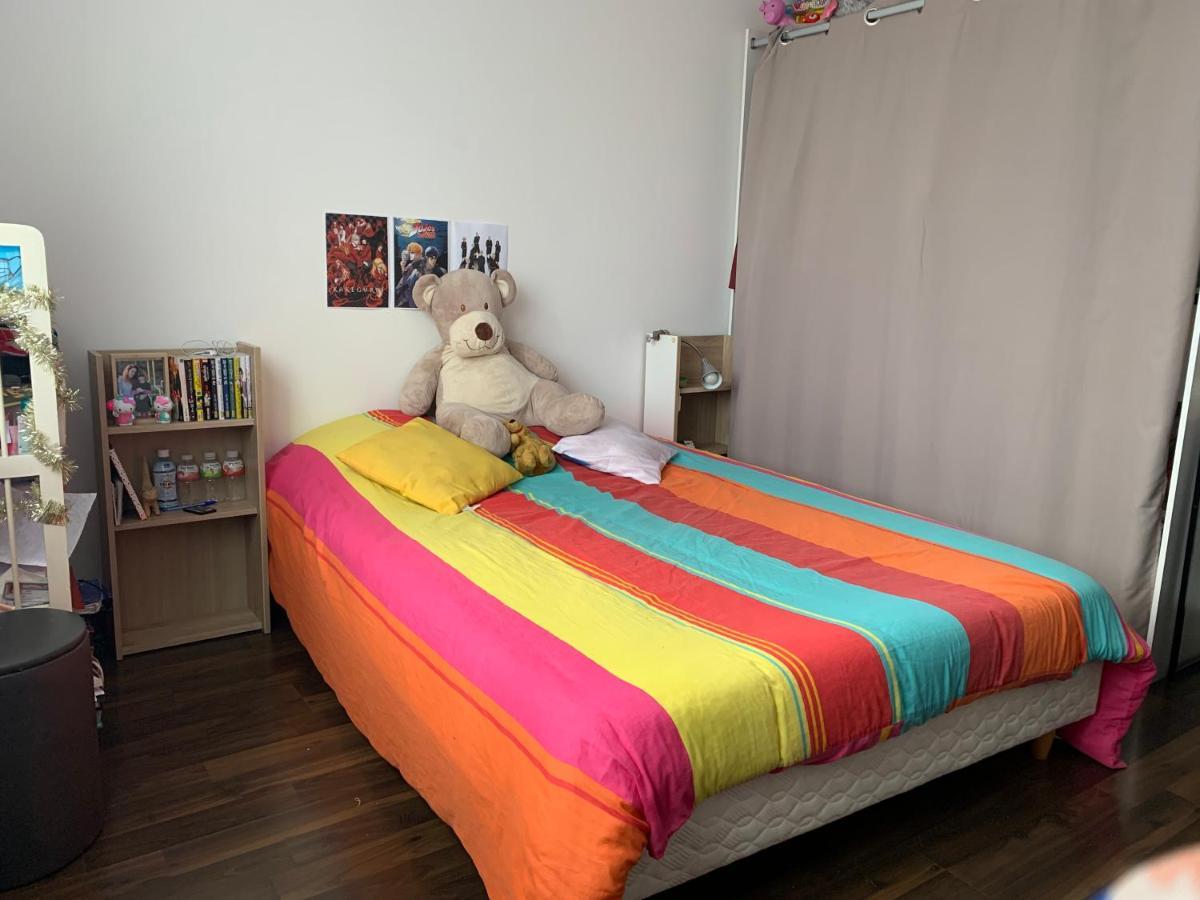 Kennedy Up Apartment Cholet
